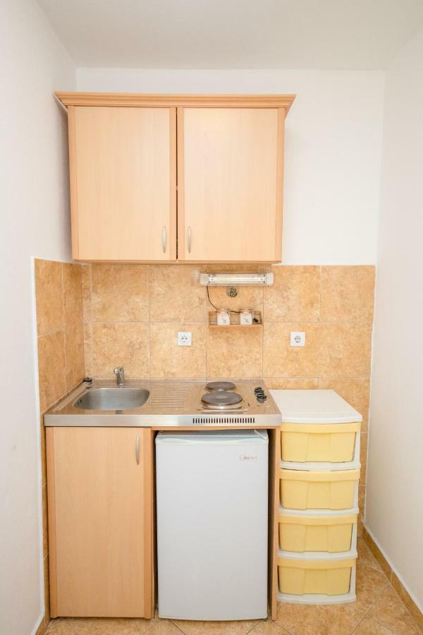 Apartments Duskic Утьеха Экстерьер фото