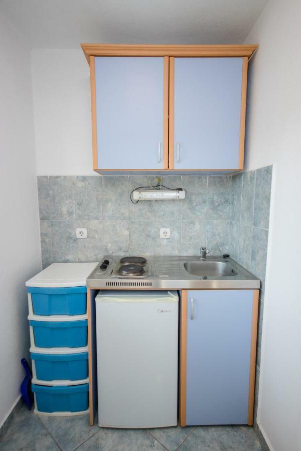 Apartments Duskic Утьеха Экстерьер фото